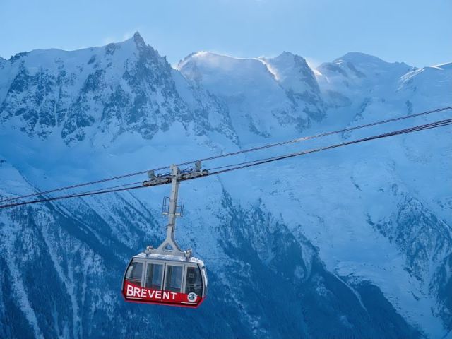 Chamonix Valley Ski Area Extends Ski Season