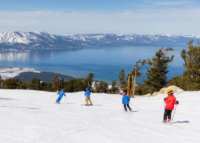 Vail Resorts Increase Sales Income With Fewer Skiers