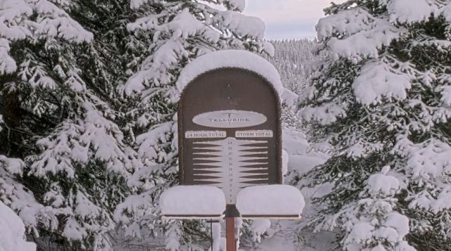 US Resorts Fire Up Snowmaking As Temperatures Drop