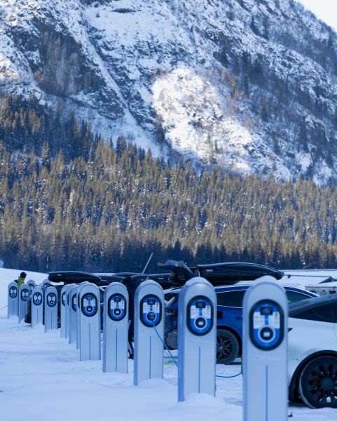 Norwegian Ski Area Adds 70 Electric Car Charging Points
