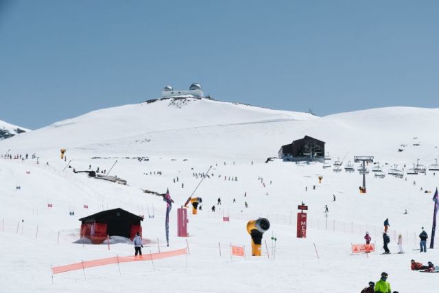 Spanish Ski Area To Stay Open Into May