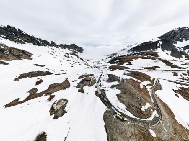 Val d'Isère Open For Summer Ski Season