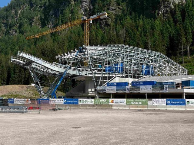 Italy’s Most Advanced Lift Yet To Debut on Sellaronda