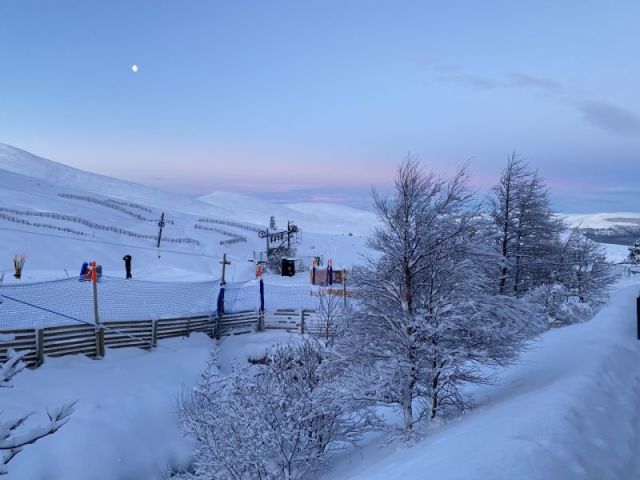 Scottish Centres Open Natural Snow Runs After Snowy Start to The Year  