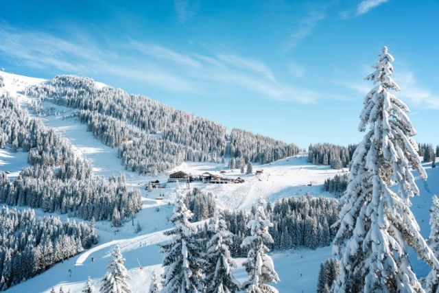Deep Snowcover in Western Alps After More than 2m Of Snowfall