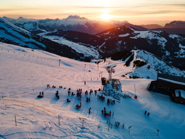 Skiing To 1am