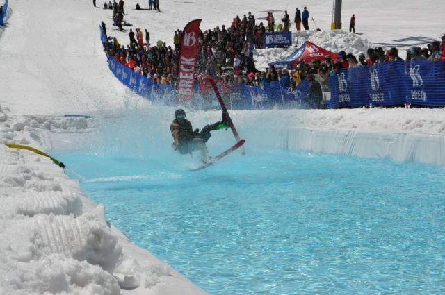 Has anyone tried pond-skimming in a ski resort?