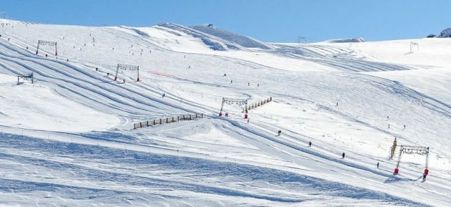 Les 2 Alpes Plans to Open Glacier for Skiing from 06 June