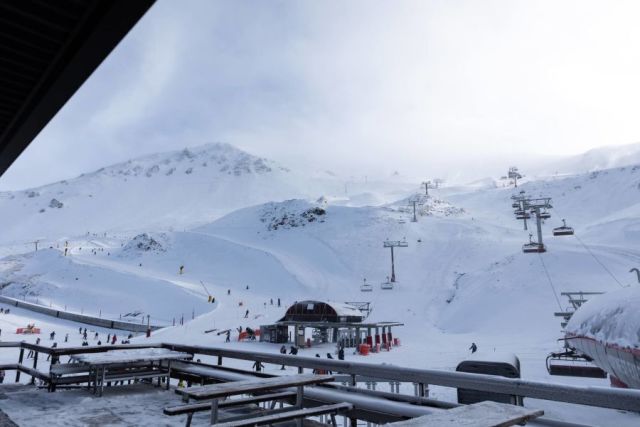 NZ resorts open with top up of fresh snow