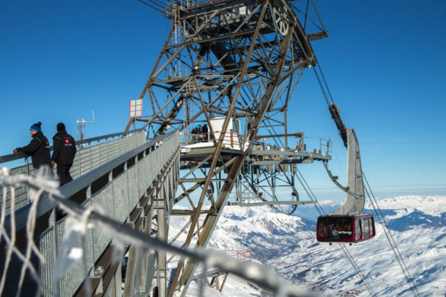 Val Thorens cable car crashes just before official opening of resort 
