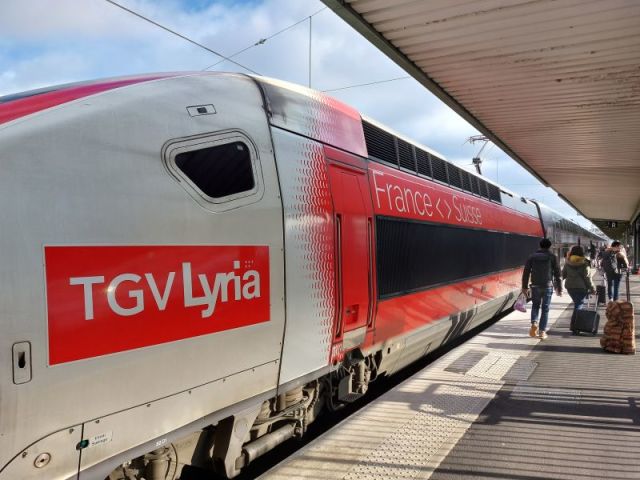 New research suggests increase in interest in train travel to ski resorts 