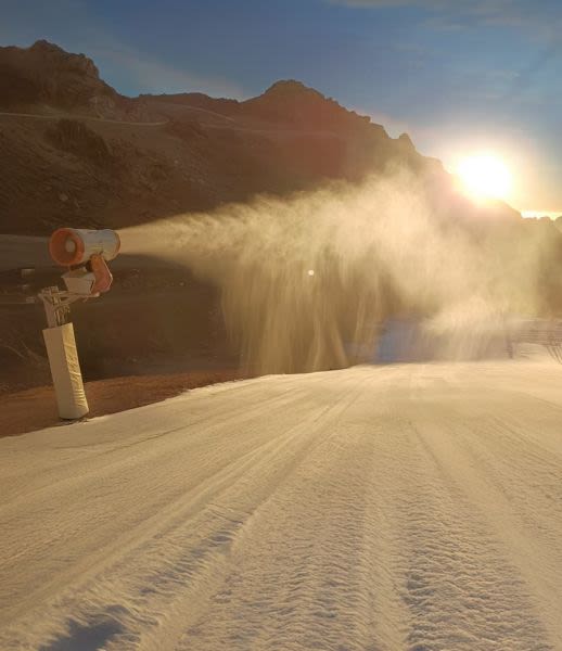 Trojena Ski Resort in Saudi Arabia tests snow cannons for the first time