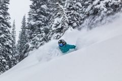 “The First True Worldwide Ski Pass” On Sale for 2017-18