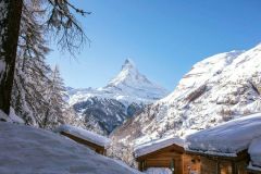 Fresh Snow in Switzerland Temporarily Cuts Off Zermatt for 3rd Time