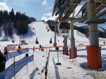 Gondola Cabin Falls From Lift Cables in French Alps - No Injuries