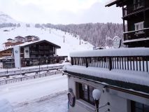 Snow Starts Accumulating in the Alps Again – Up To 70cm in 24 Hours Reported