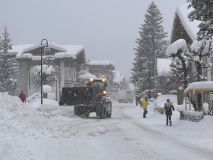 Heavy Snowfall Temporarily Closes Some Austrian Ski Centres