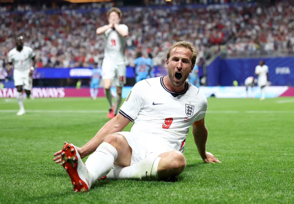 Belgium, England and USA dig deep to advance