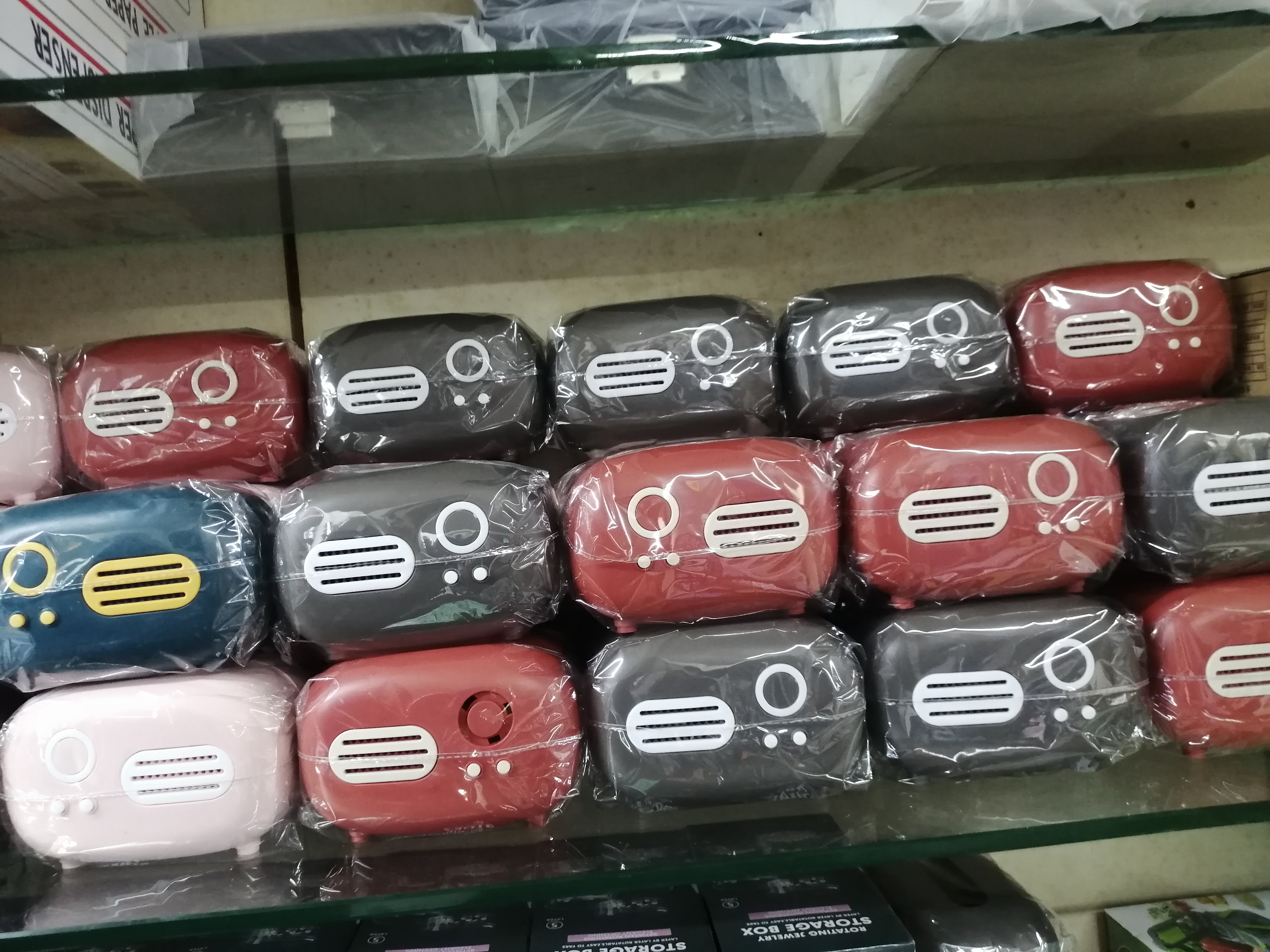 Radio Shape Tissue Cover Box