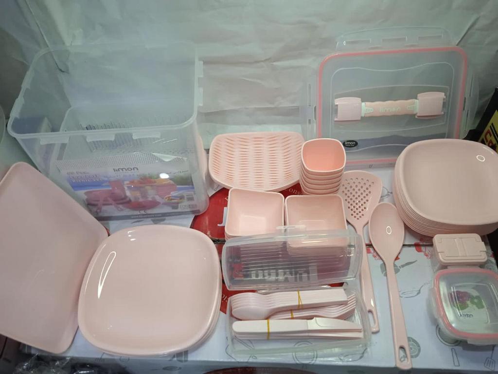 8 person Picnic Set 60 Pieces