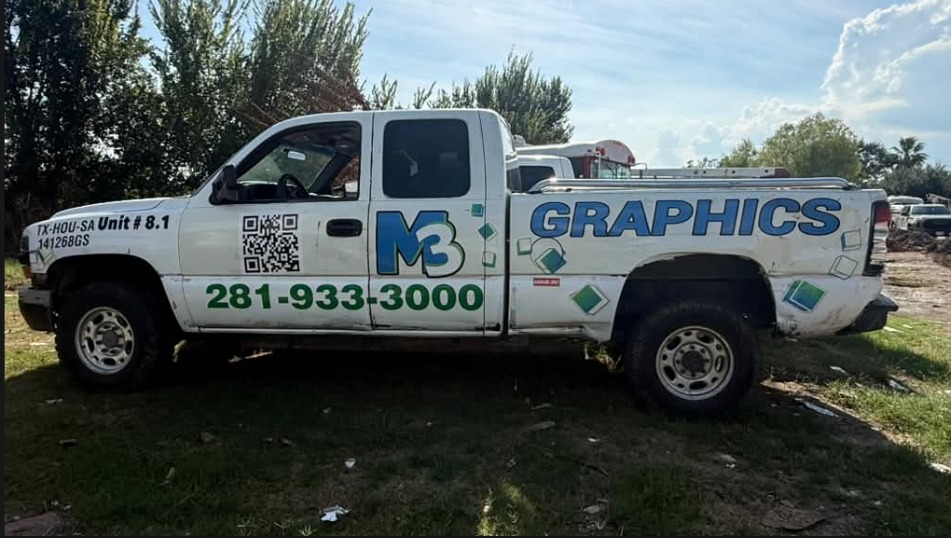 2001 Chevrolet Silverado 2500HD Extended Cab available for rent from M3 Rental in Houston
