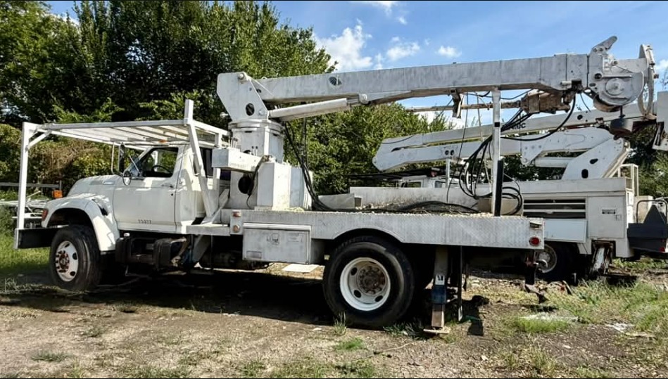 Heavy-Duty Digger Derrick / Auger Crane Truck available for rent from M3 Rental in Houston
