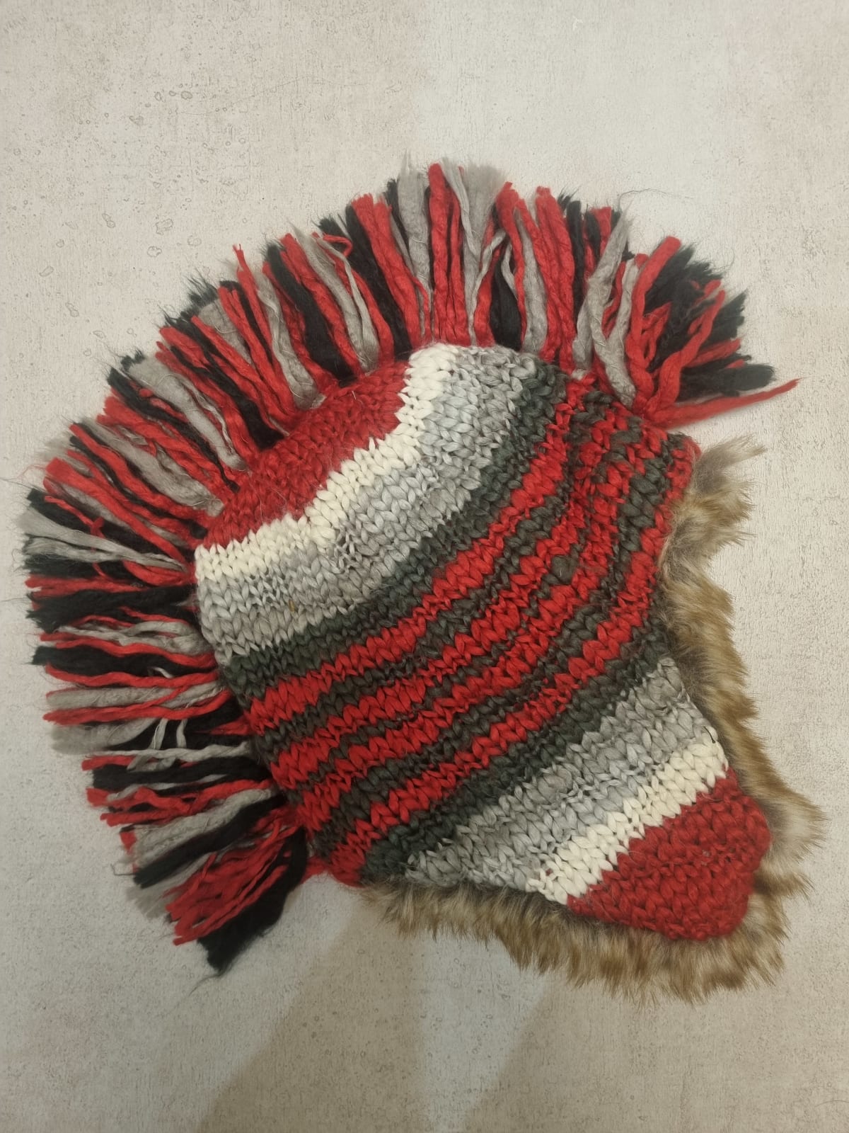 gorro rojo