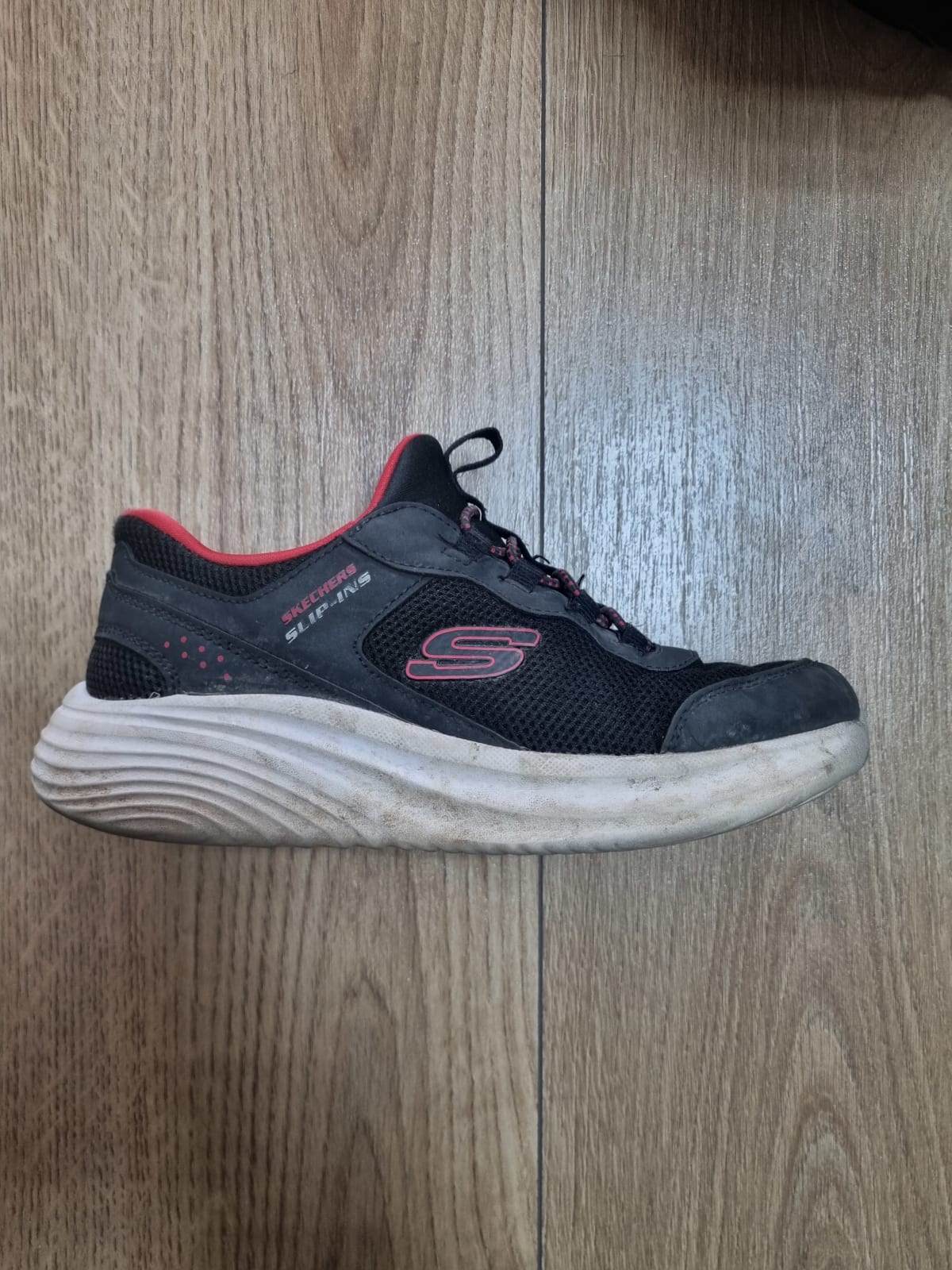 zapatillas negro