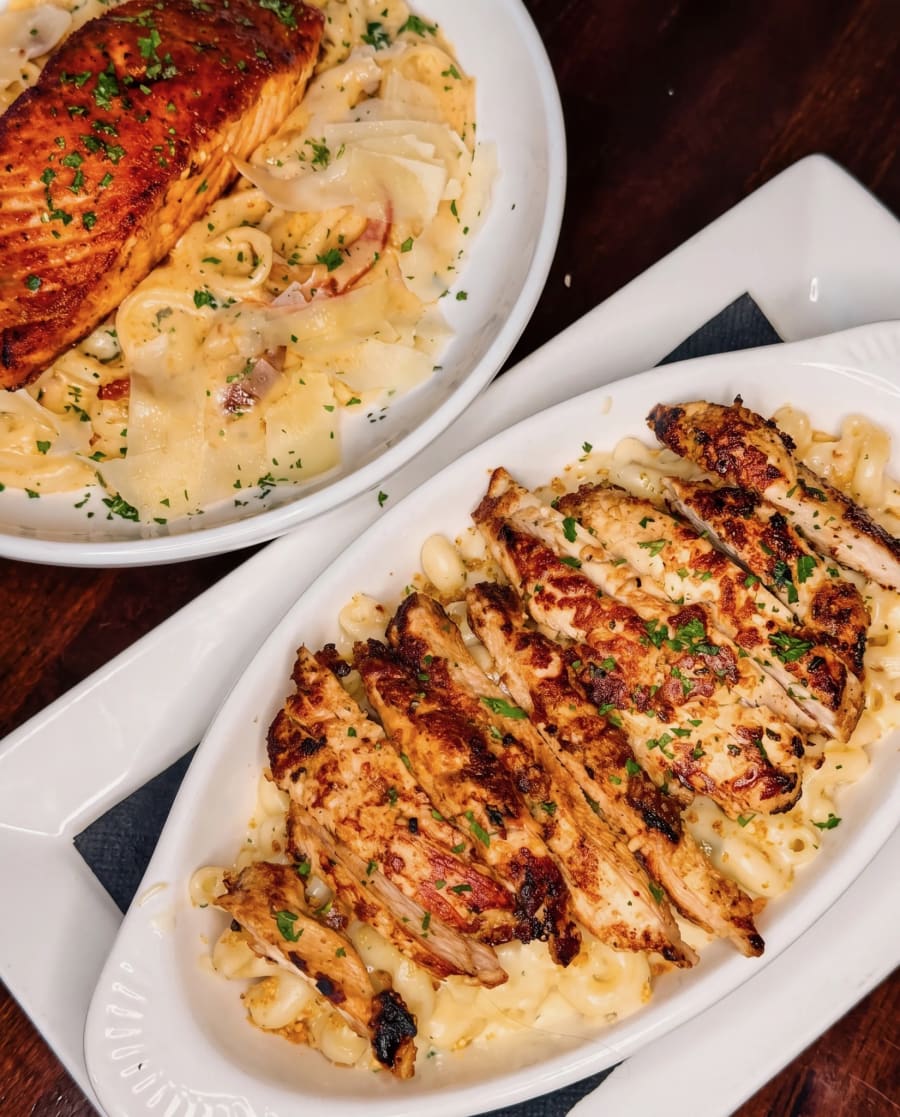 Blackened salmon and grilled chicken mac