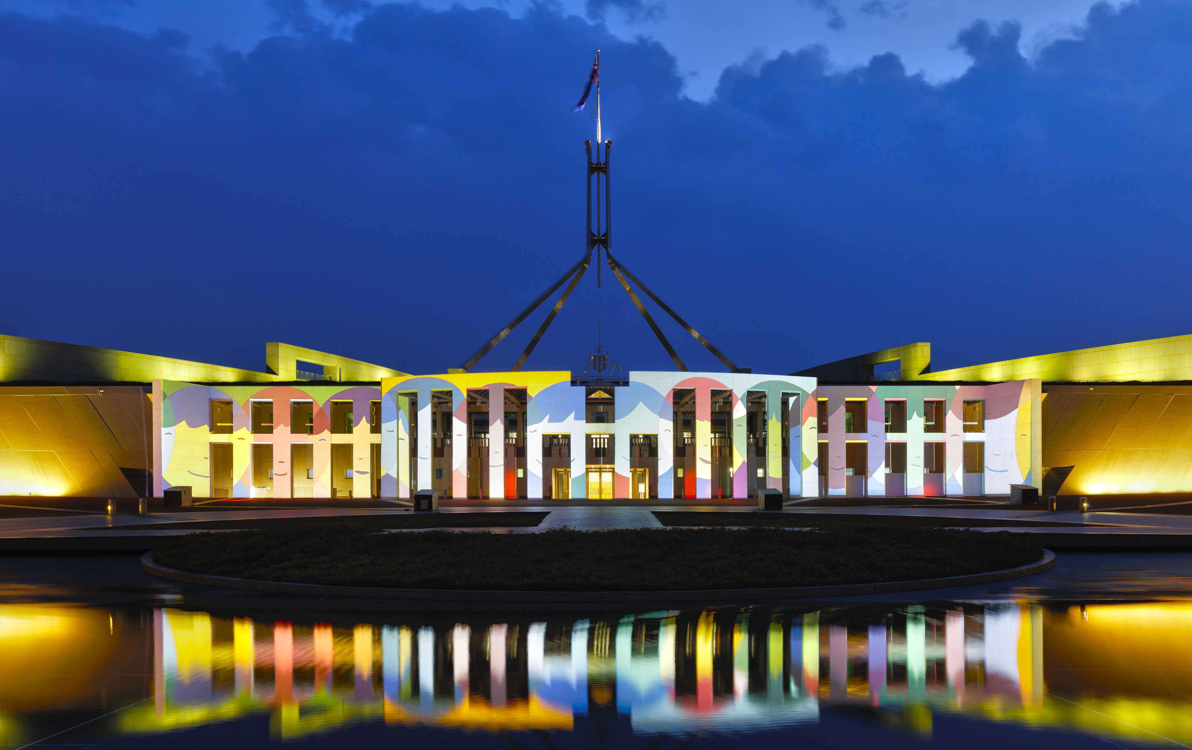 Projection on Parliament House Canberra for Enlighten Festival.