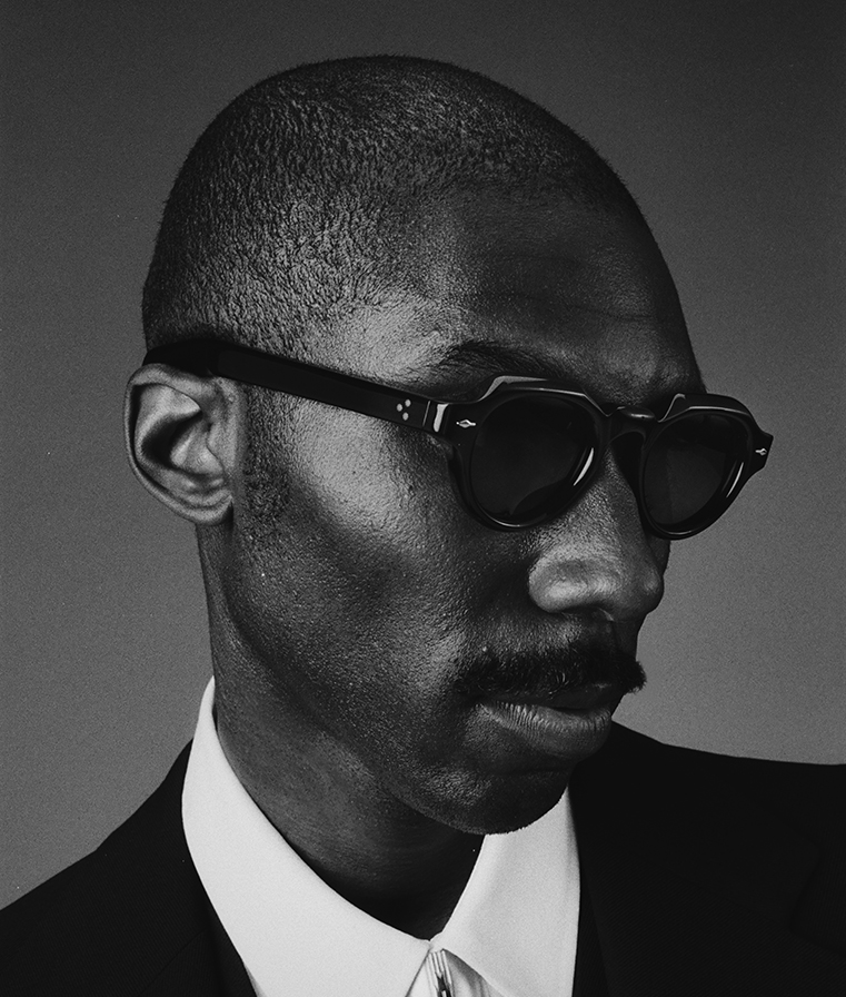 01-NOIR / CERULEAN CR39