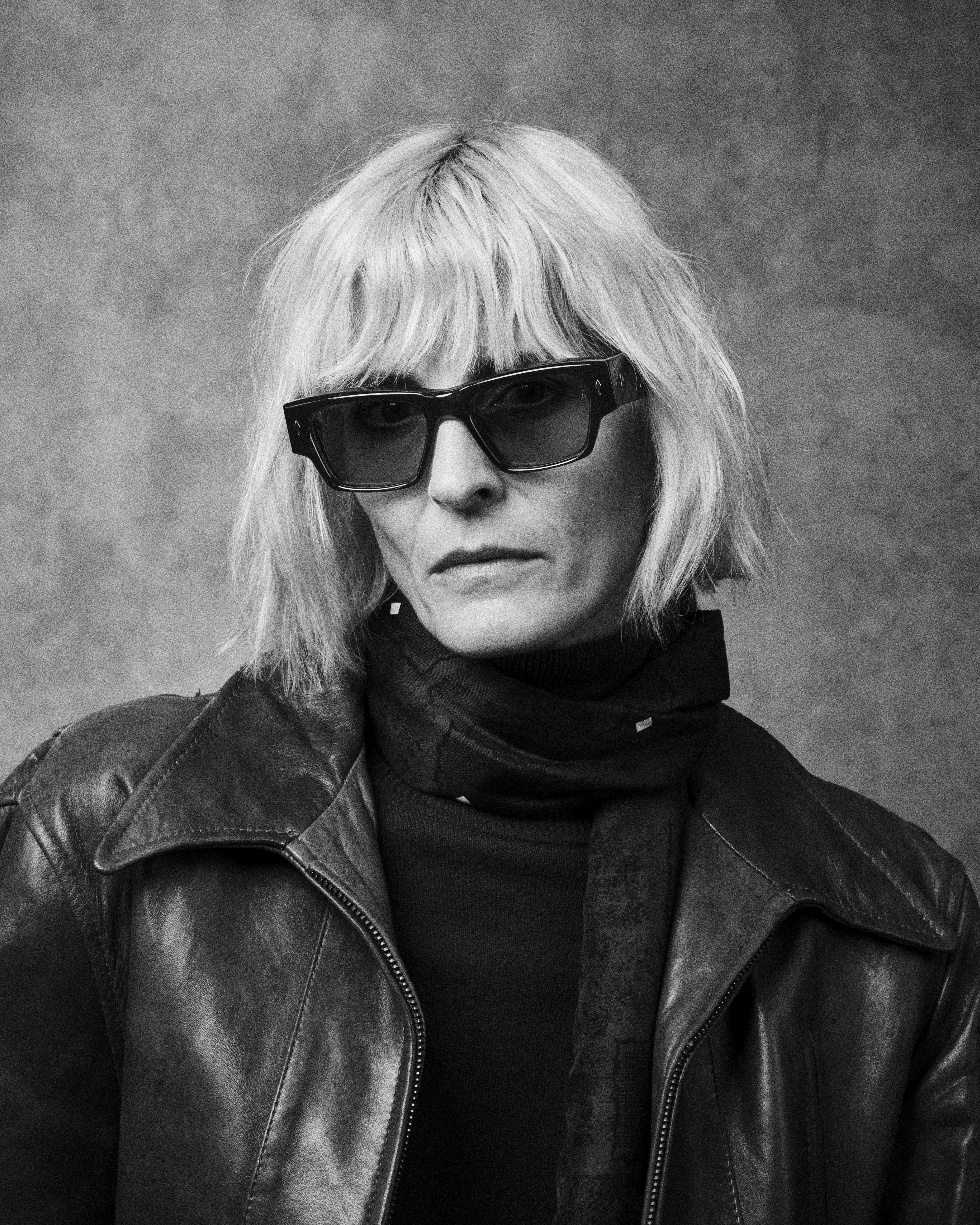 6P-BLOODSTONE / JET CR39