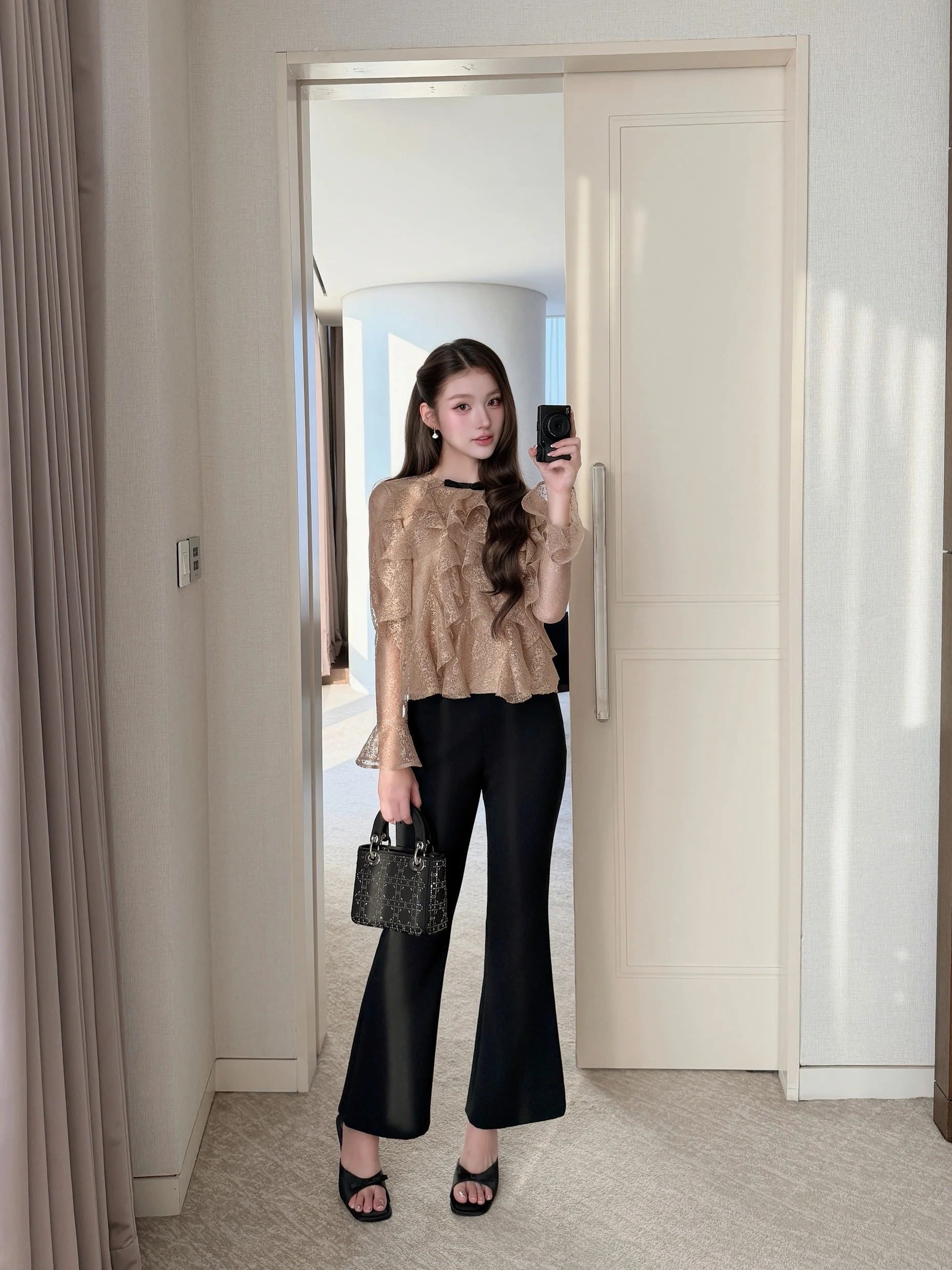 Áo lưới kim tuyến nâu Amber Top – Tops - Image 2