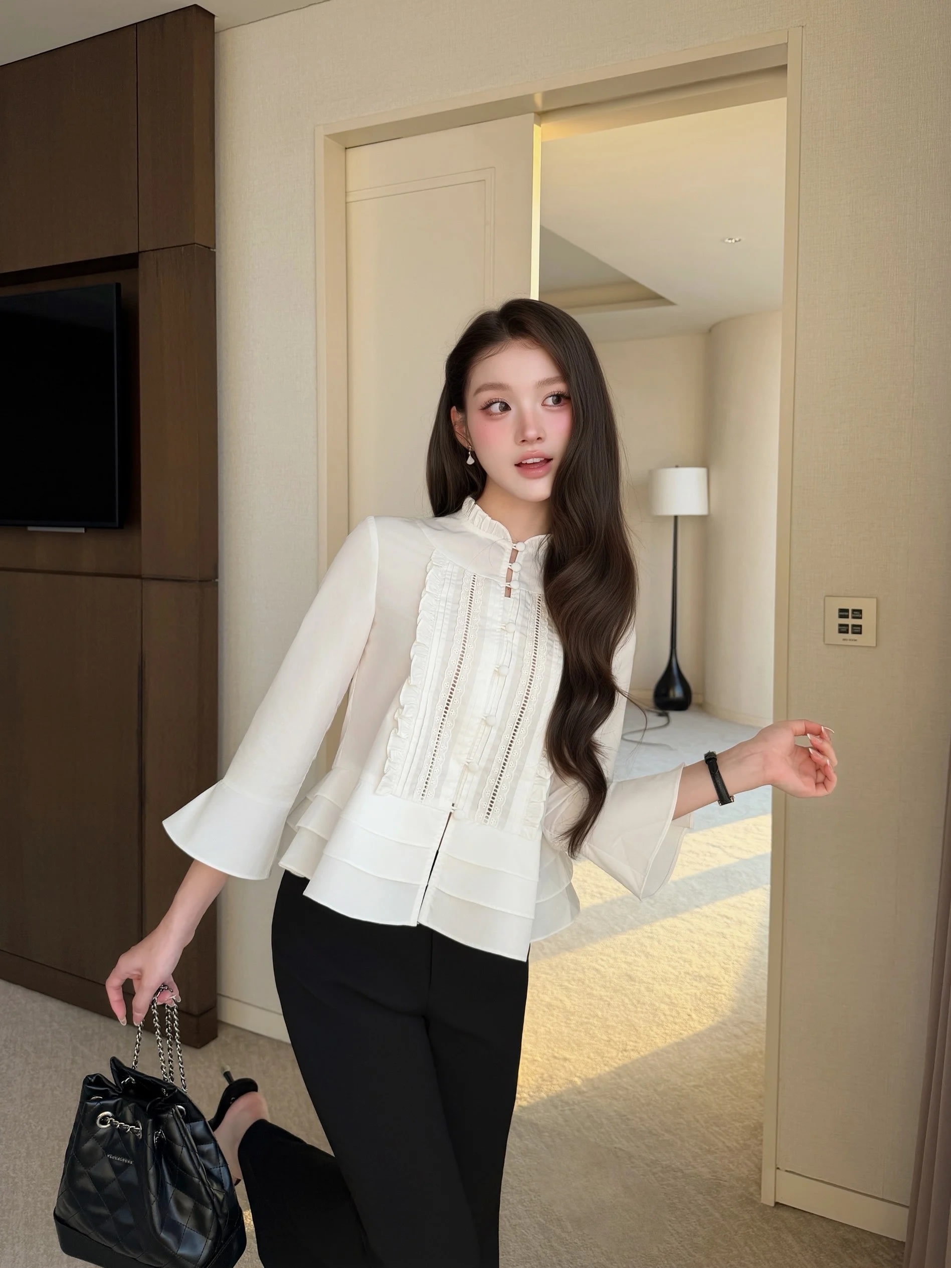Áo sơ mi trắng bèo gấu Cici shirt – Tops - Image 4