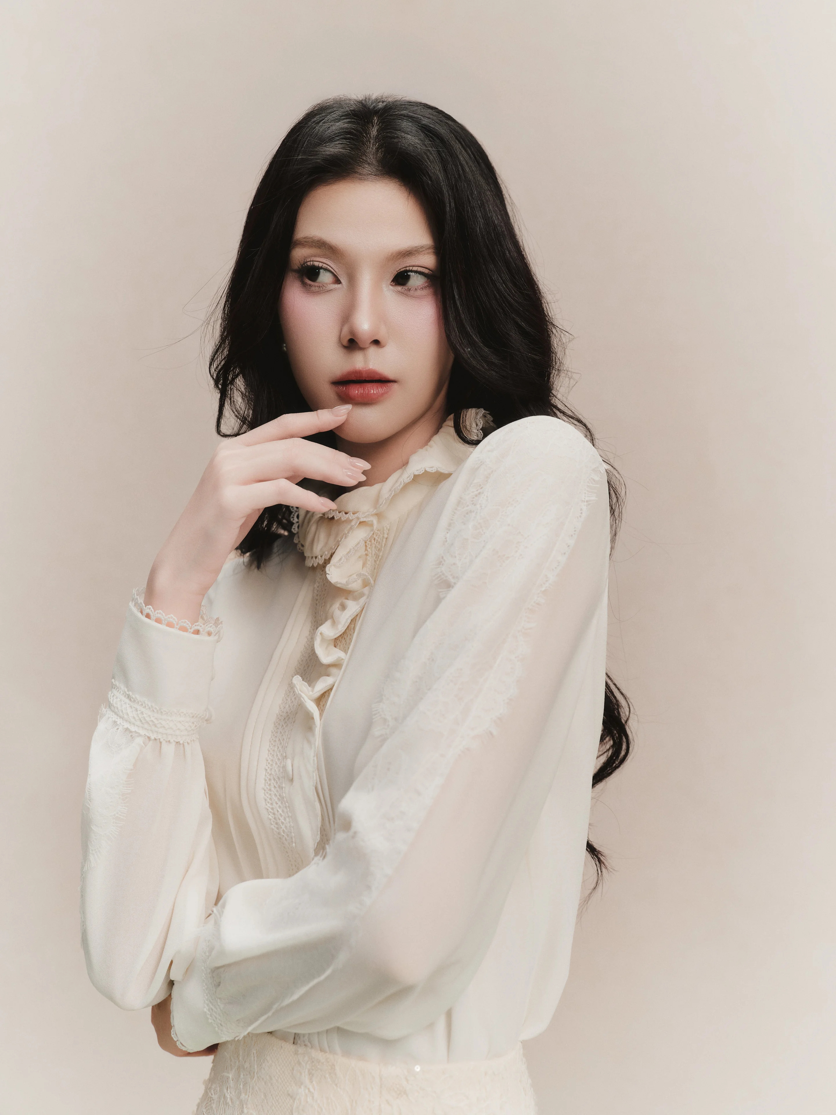 Áo chiffon cổ bèo Diana Top
