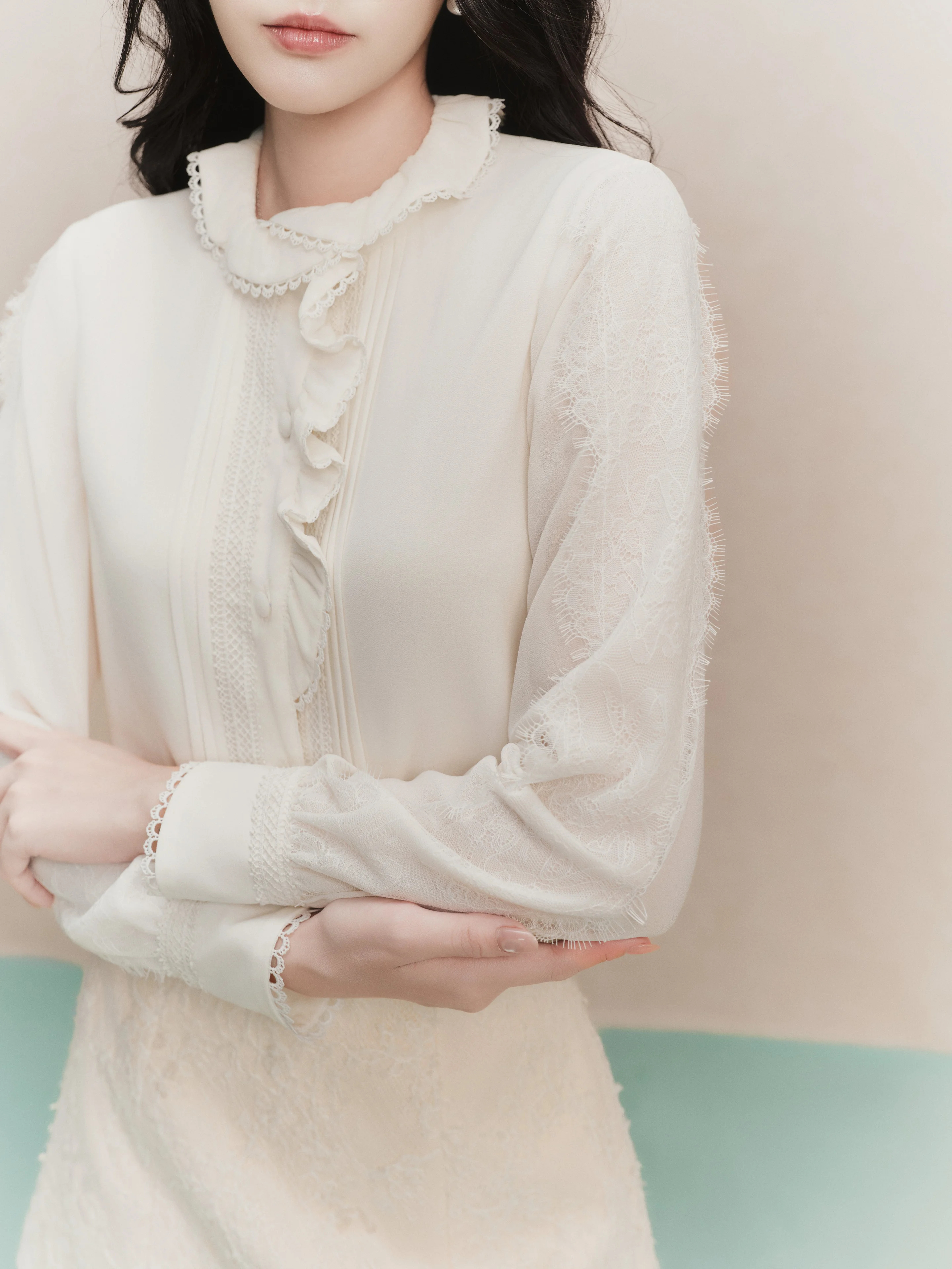 Áo chiffon cổ bèo Diana Top