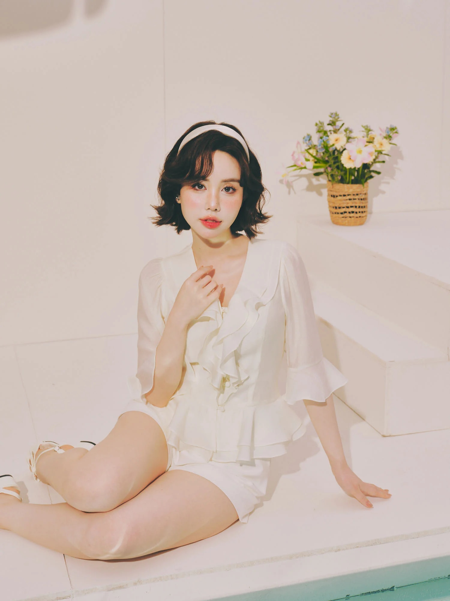 Áo sơ mi nữ tơ cổ tim bèo Fleur Top