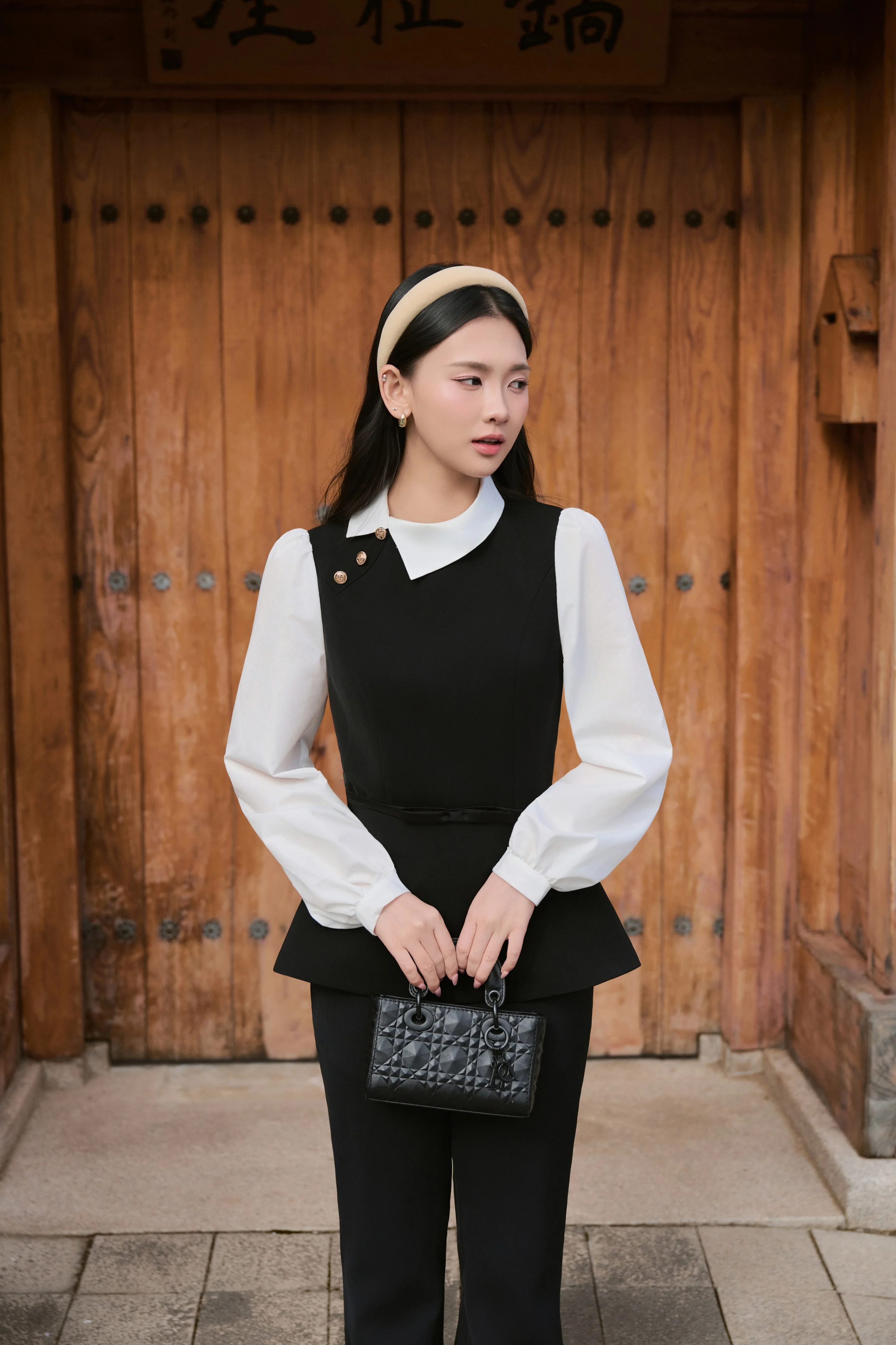 Áo kiểu nữ cổ sen chất thun Mira Top