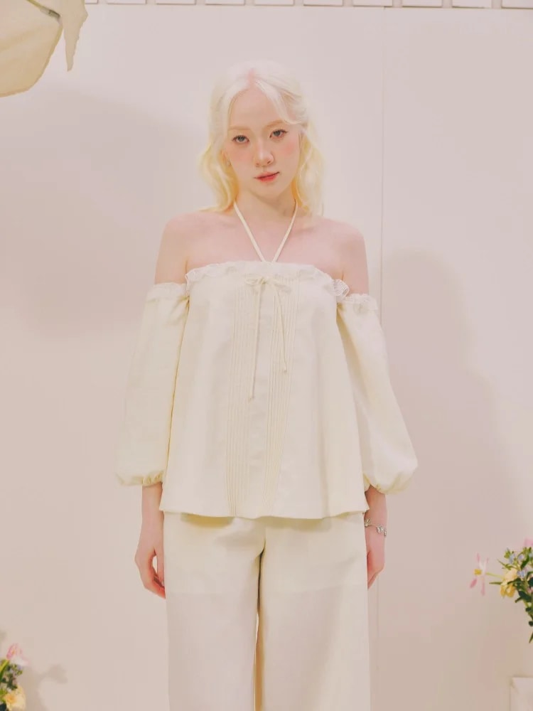 Áo kiểu nữ quây chun lưng phối ren Blush Top