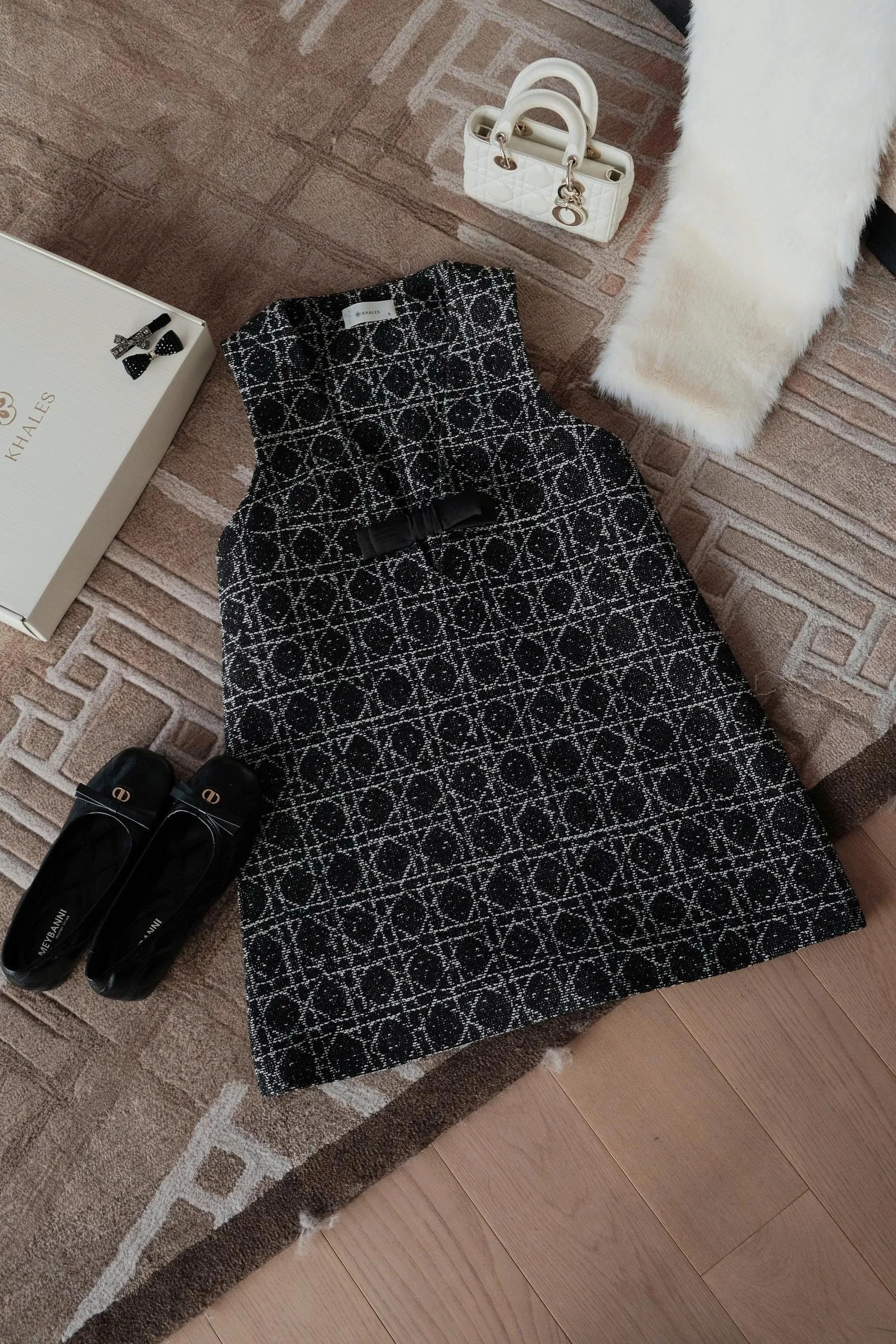 Váy nữ liền thân kiểu babydoll không tay Chloe Dress