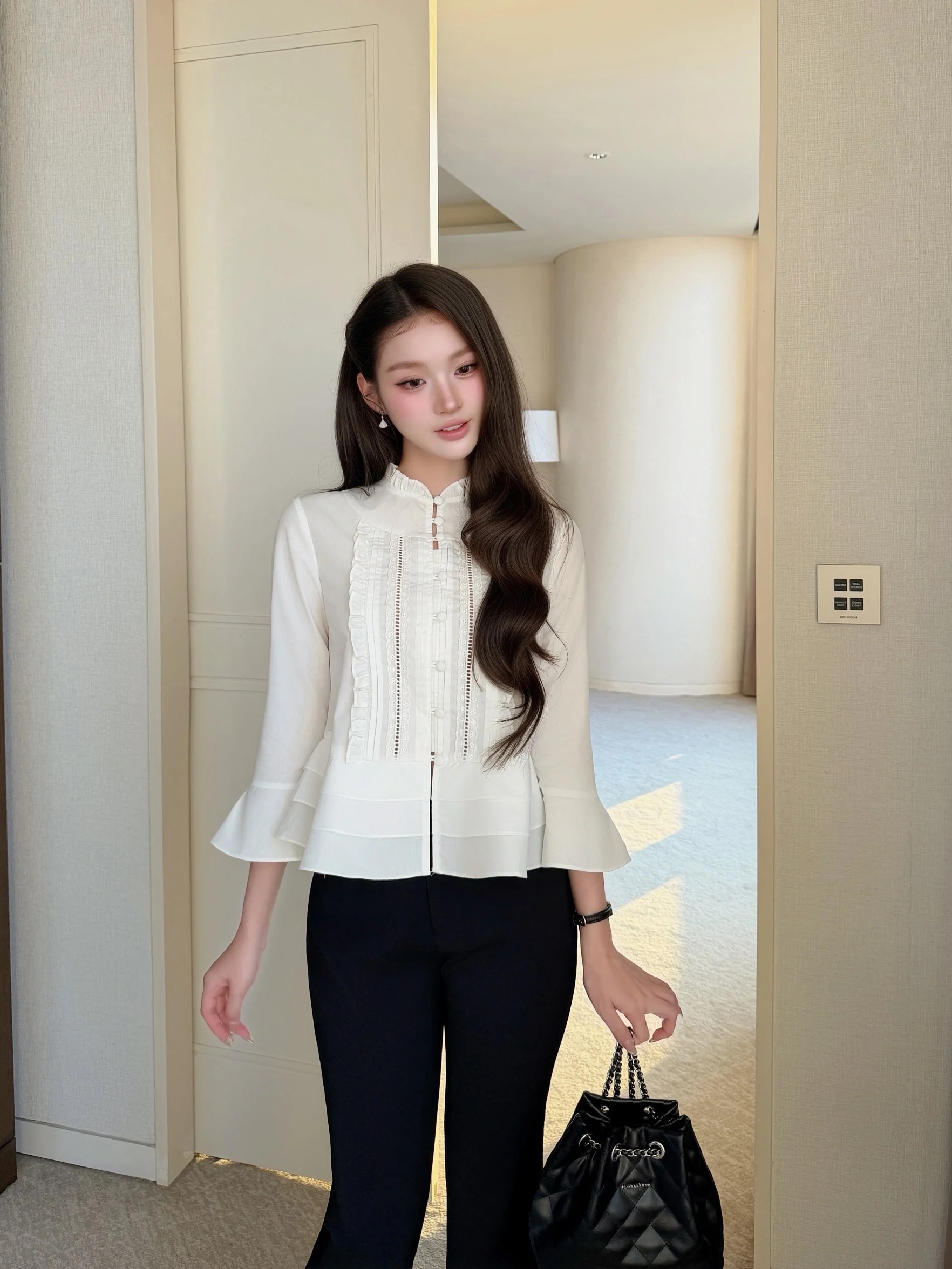 Áo sơ mi trắng bèo gấu Cici shirt