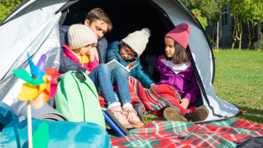 Perlengkapan Camping Keluarga: Beli, Sewa, atau Pinjam?