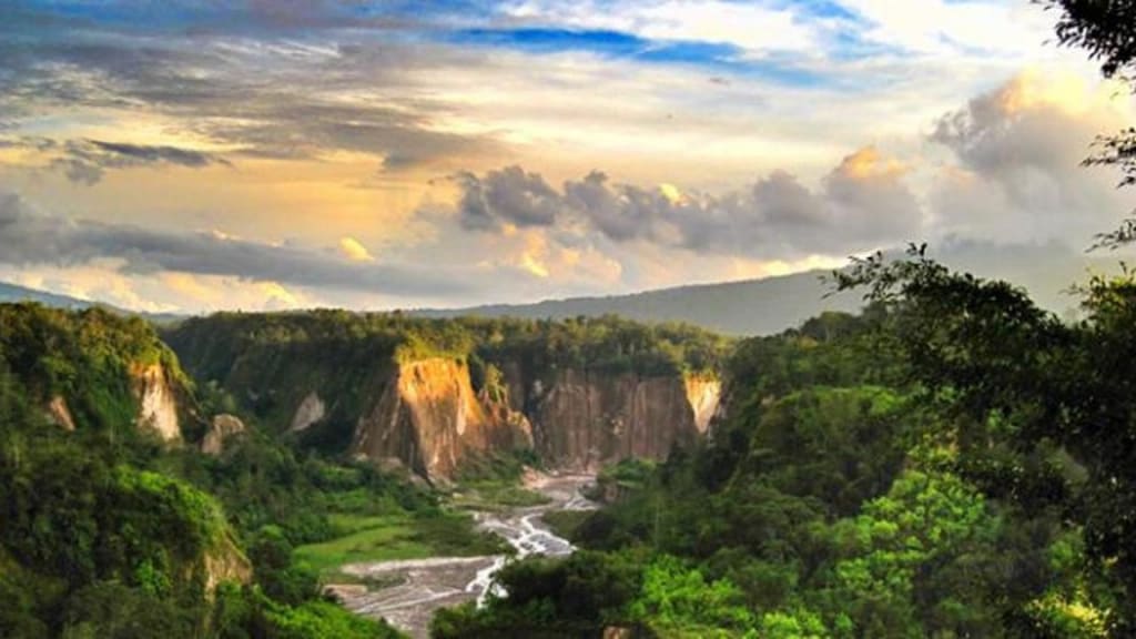 Rekomendasi Destinasi Wisata Di Sumatera Barat - JALANBARENG.COM