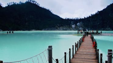 Pesona Kawah Putih Ciwidey, Romantis Nan Eksotis