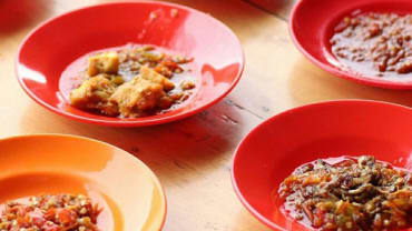 Resto Sambal Mak Tin : Menjelajah Ratunya Sambal Se-Malang