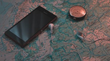 Tips Agar Baterai Ponsel Tidak Cepat Habis Saat Traveling