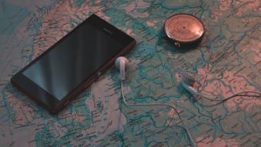 Tips Agar Baterai Ponsel Tidak Cepat Habis Saat Traveling