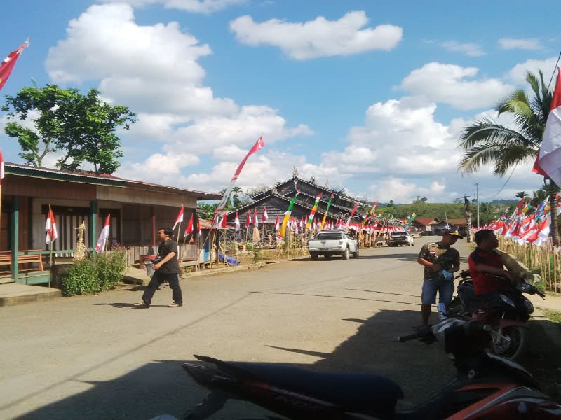 Desa Long Nawang, satu hari menjelang peringatan 17 Agustusan