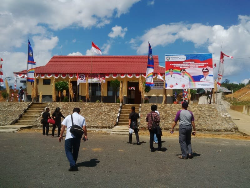 Bandara kecil Long Ampung