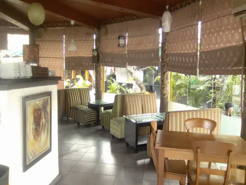 Salah satu sudut ruangan kafe D'7uan